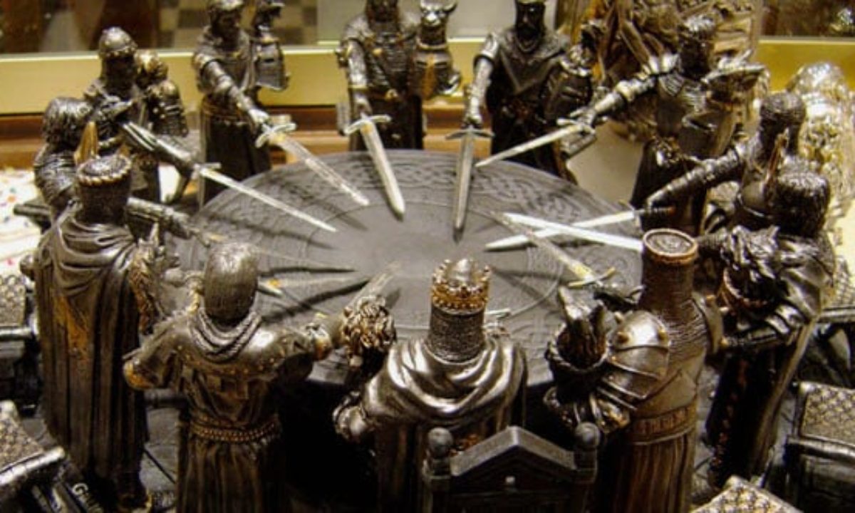 feature-knights-round-table-1200×720